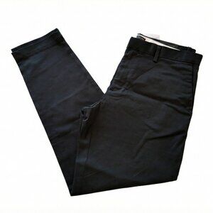 Banana Republic | Tapered Rapid Movement Chino | Black | 34 W x 32 L | NWT